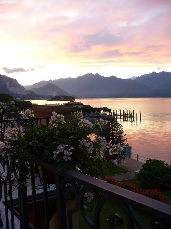 Hotel Residence La Luna Nel Porto Stresa Exterior photo