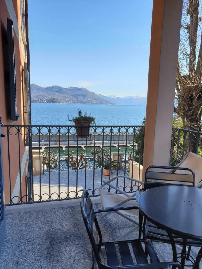 Hotel Residence La Luna Nel Porto Stresa Exterior photo